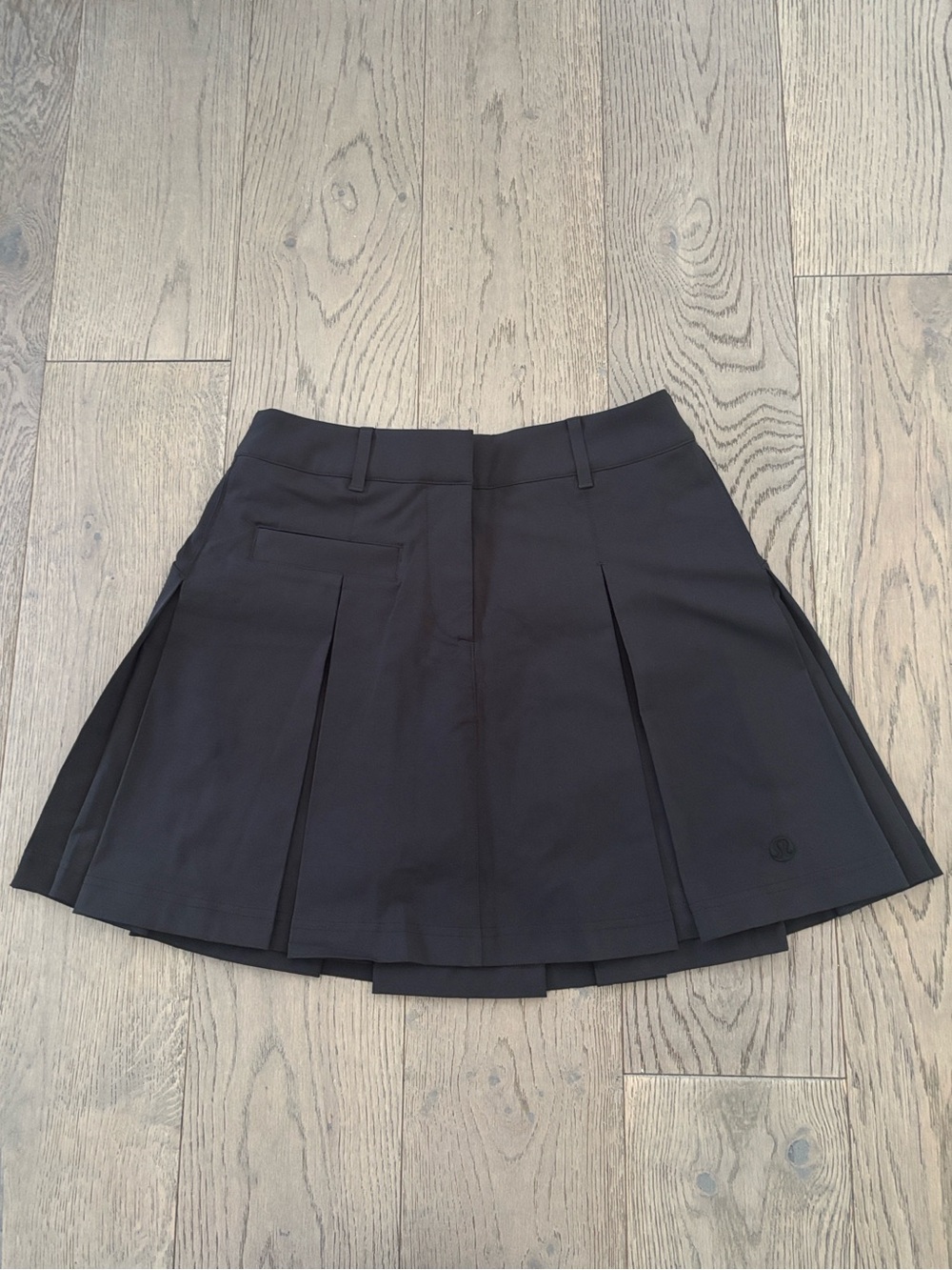 Lululemon Black Pleated Golf Skirt